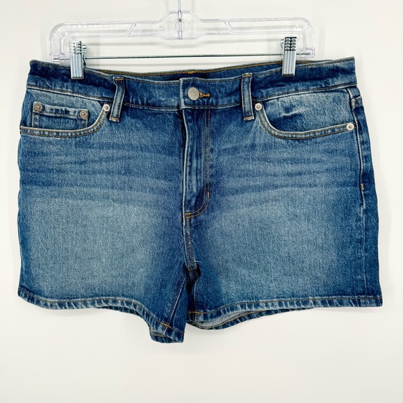 Banana Republic Pants - Banana Republic Classic Medium Blue Jean Denim Shorts Size 10